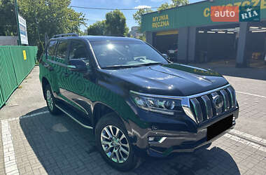 Позашляховик / Кросовер Toyota Land Cruiser Prado 2019 в 