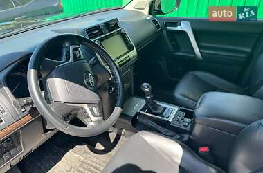 Позашляховик / Кросовер Toyota Land Cruiser Prado 2019 в 