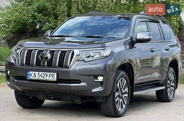 Позашляховик / Кросовер Toyota Land Cruiser Prado 2022 в Києві