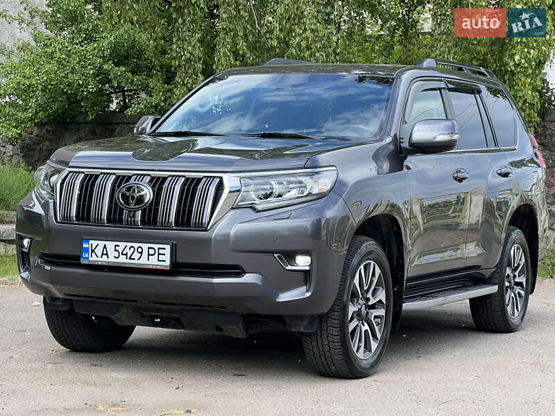 Toyota Land Cruiser Prado 2022