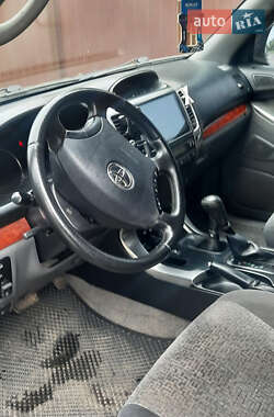 Внедорожник / Кроссовер Toyota Land Cruiser Prado 2008 в 