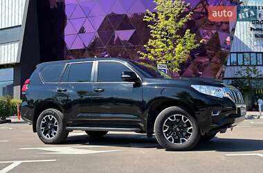 Позашляховик / Кросовер Toyota Land Cruiser Prado 2021 в Києві