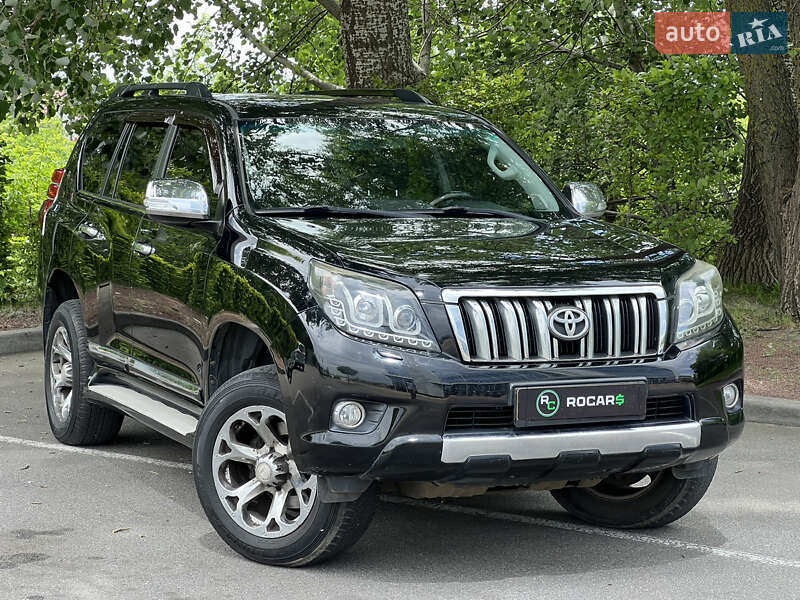 Toyota Land Cruiser Prado 2010