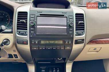 Внедорожник / Кроссовер Toyota Land Cruiser Prado 2004 в 