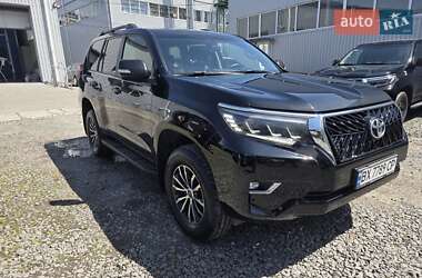 Позашляховик / Кросовер Toyota Land Cruiser Prado 2019 в Хмельницькому