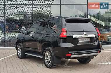 Внедорожник / Кроссовер Toyota Land Cruiser Prado 2019 в 