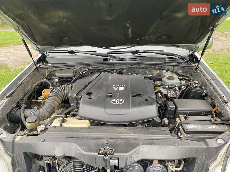 Внедорожник / Кроссовер Toyota Land Cruiser Prado 2003 в Верховине