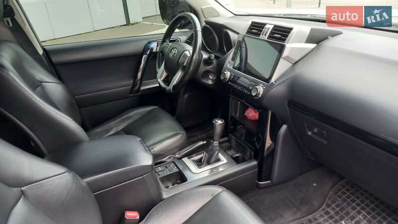 Toyota Land Cruiser Prado 2015