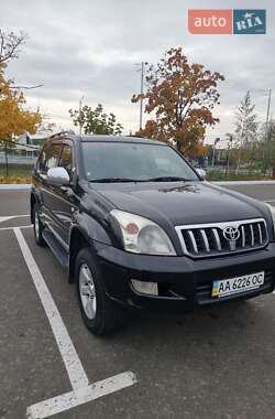 Внедорожник / Кроссовер Toyota Land Cruiser Prado 2005 в 