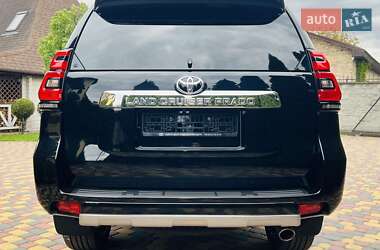 Внедорожник / Кроссовер Toyota Land Cruiser Prado 2020 в 