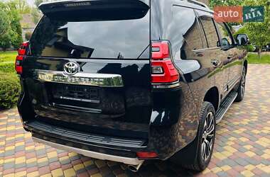 Внедорожник / Кроссовер Toyota Land Cruiser Prado 2020 в 