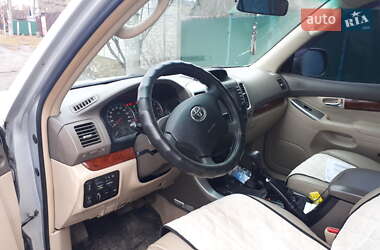 Внедорожник / Кроссовер Toyota Land Cruiser Prado 2006 в 