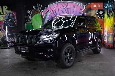 Позашляховик / Кросовер Toyota Land Cruiser Prado 2019 в Києві