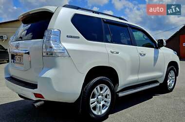 Позашляховик / Кросовер Toyota Land Cruiser Prado 2012 в 