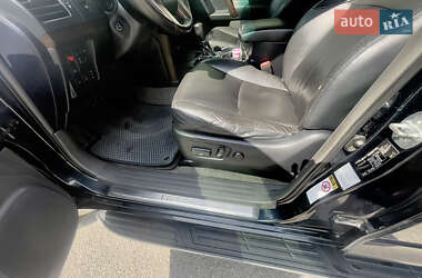 Внедорожник / Кроссовер Toyota Land Cruiser Prado 2012 в 