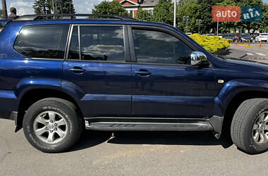 Внедорожник / Кроссовер Toyota Land Cruiser Prado 2007 в 