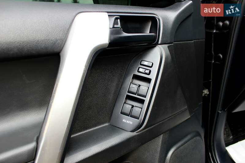 Внедорожник / Кроссовер Toyota Land Cruiser Prado 2014 в Ивано-Франковске