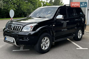 Внедорожник / Кроссовер Toyota Land Cruiser Prado 2005 в Киеве