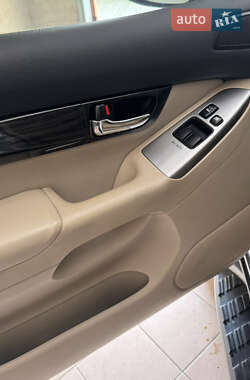 Внедорожник / Кроссовер Toyota Land Cruiser Prado 2007 в 