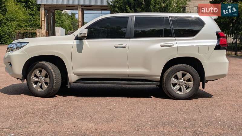 Позашляховик / Кросовер Toyota Land Cruiser Prado 2019 в Бердичеві