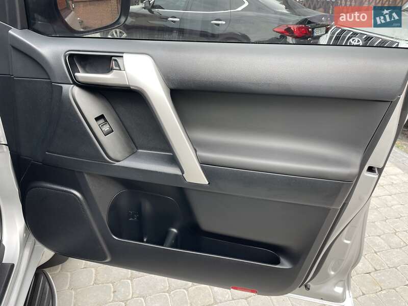 Внедорожник / Кроссовер Toyota Land Cruiser Prado 2021 в Виннице