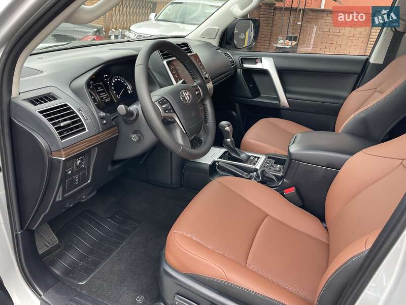 Внедорожник / Кроссовер Toyota Land Cruiser Prado 2021 в Виннице