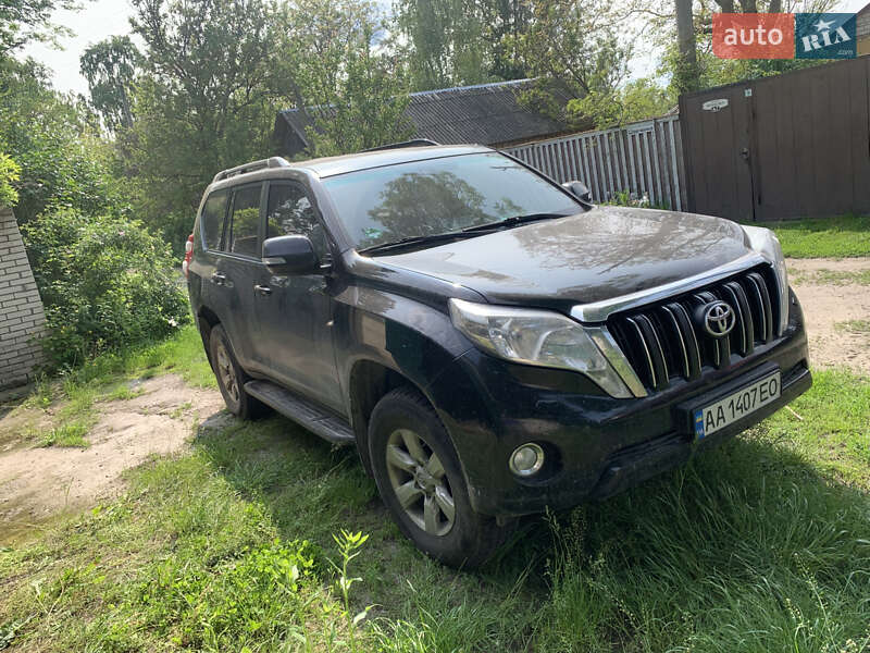 Toyota Land Cruiser Prado 2013