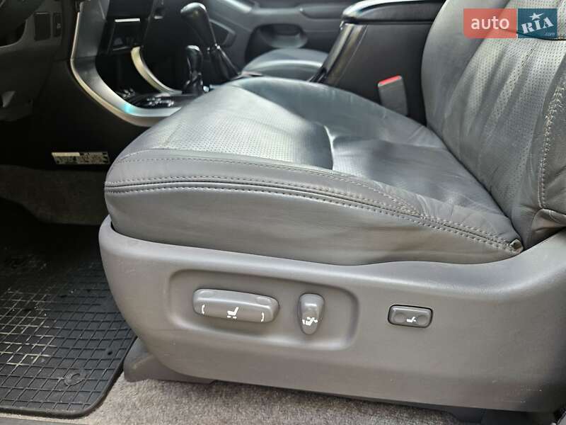 Внедорожник / Кроссовер Toyota Land Cruiser Prado 2008 в Житомире