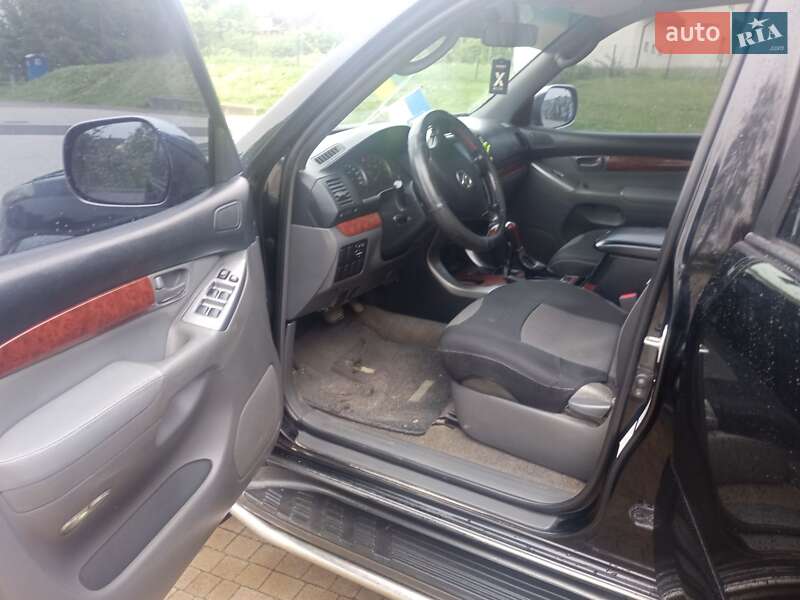 Внедорожник / Кроссовер Toyota Land Cruiser Prado 2007 в Львове фото 8 Внедорожник / Кроссовер Toyota Land Cruiser Prado 2007 в Львове