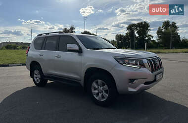 Позашляховик / Кросовер Toyota Land Cruiser Prado 2020 в 