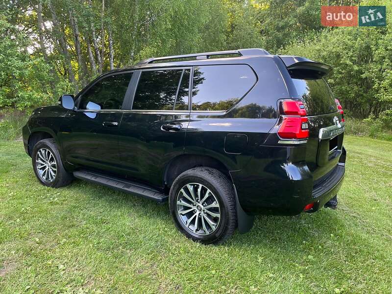 Позашляховик / Кросовер Toyota Land Cruiser Prado 2023 в Києві