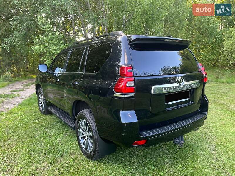 Позашляховик / Кросовер Toyota Land Cruiser Prado 2023 в Києві