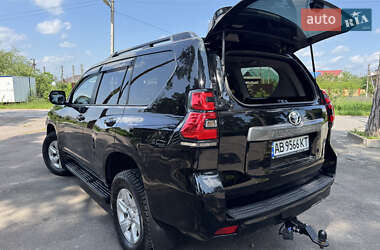 Внедорожник / Кроссовер Toyota Land Cruiser Prado 2023 в 
