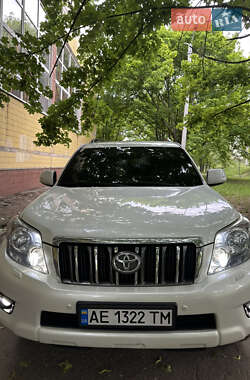 Позашляховик / Кросовер Toyota Land Cruiser Prado 2010 в Дніпрі