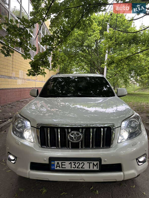 Toyota Land Cruiser Prado 2010