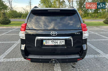 Внедорожник / Кроссовер Toyota Land Cruiser Prado 2010 в 
