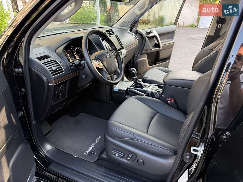 Внедорожник / Кроссовер Toyota Land Cruiser Prado 2021 в Виннице
