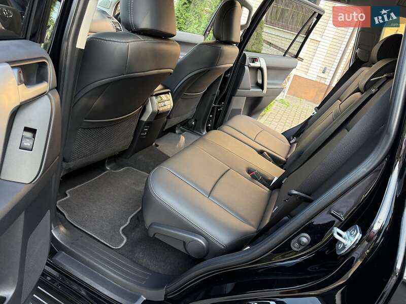 Внедорожник / Кроссовер Toyota Land Cruiser Prado 2021 в Виннице