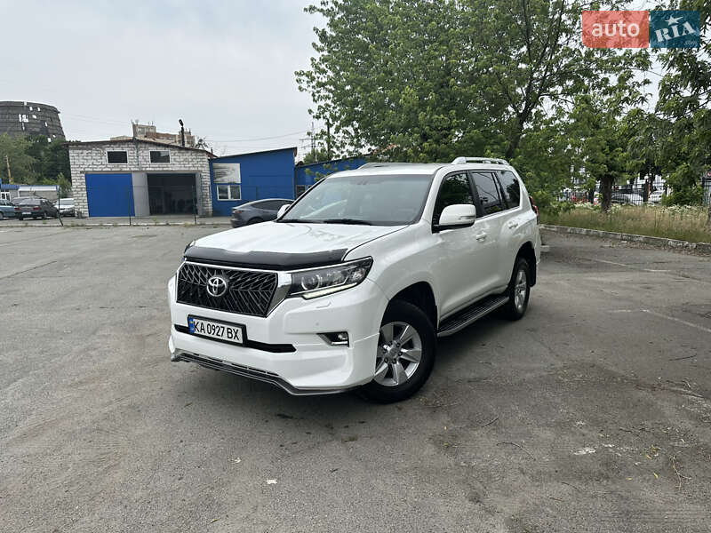 Toyota Land Cruiser Prado 2019