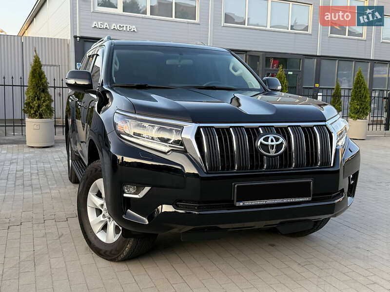 Внедорожник / Кроссовер Toyota Land Cruiser Prado 2021 в Киеве
