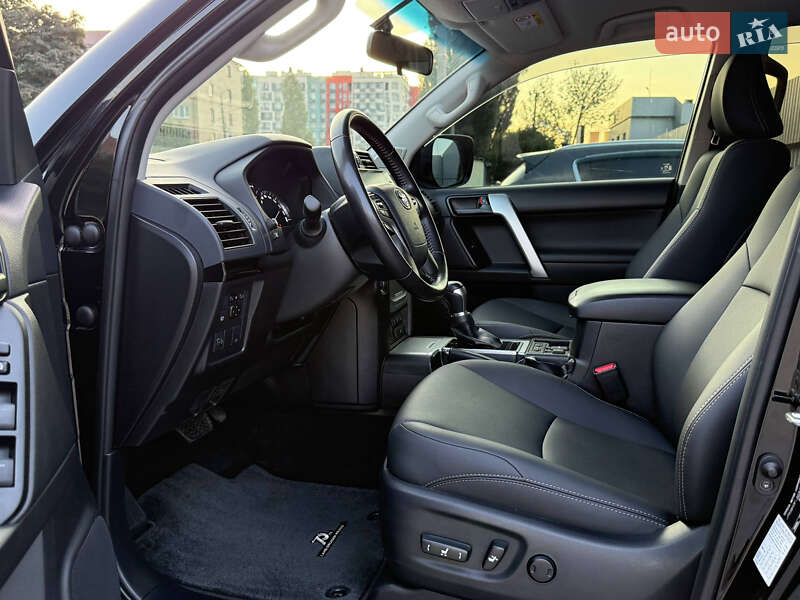 Внедорожник / Кроссовер Toyota Land Cruiser Prado 2021 в Киеве