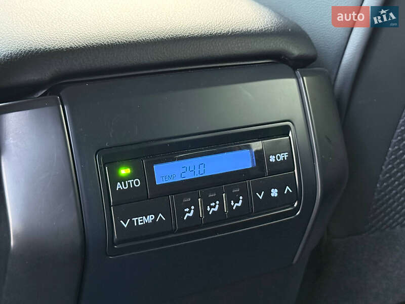 Внедорожник / Кроссовер Toyota Land Cruiser Prado 2021 в Киеве