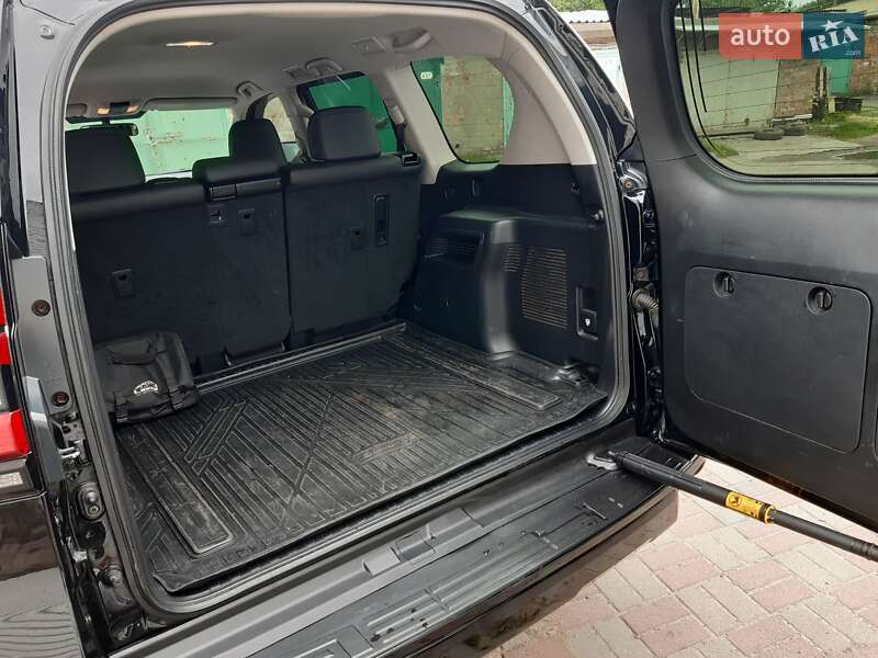 Внедорожник / Кроссовер Toyota Land Cruiser Prado 2017 в Полтаве