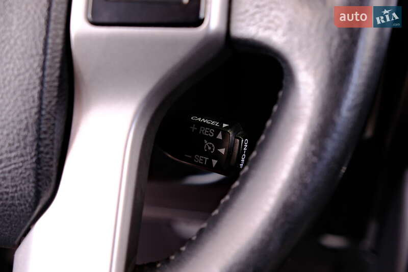 Внедорожник / Кроссовер Toyota Land Cruiser Prado 2017 в Одессе фото 35 Внедорожник / Кроссовер Toyota Land Cruiser Prado 2017 в Одессе