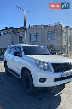 Внедорожник / Кроссовер Toyota Land Cruiser Prado 2010 в 
