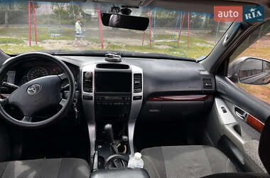 Внедорожник / Кроссовер Toyota Land Cruiser Prado 2006 в 