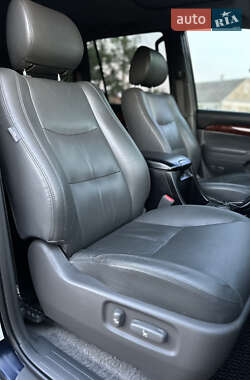 Внедорожник / Кроссовер Toyota Land Cruiser Prado 2006 в 