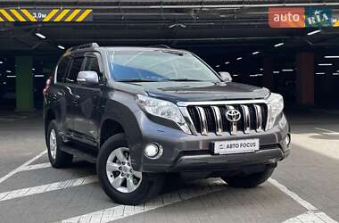 Внедорожник / Кроссовер Toyota Land Cruiser Prado 2015 в Киеве