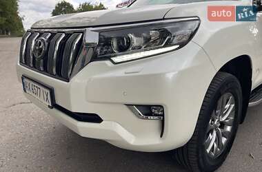Внедорожник / Кроссовер Toyota Land Cruiser Prado 2020 в 