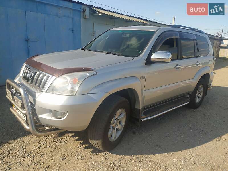 Позашляховик / Кросовер Toyota Land Cruiser Prado 2005 в Запоріжжі